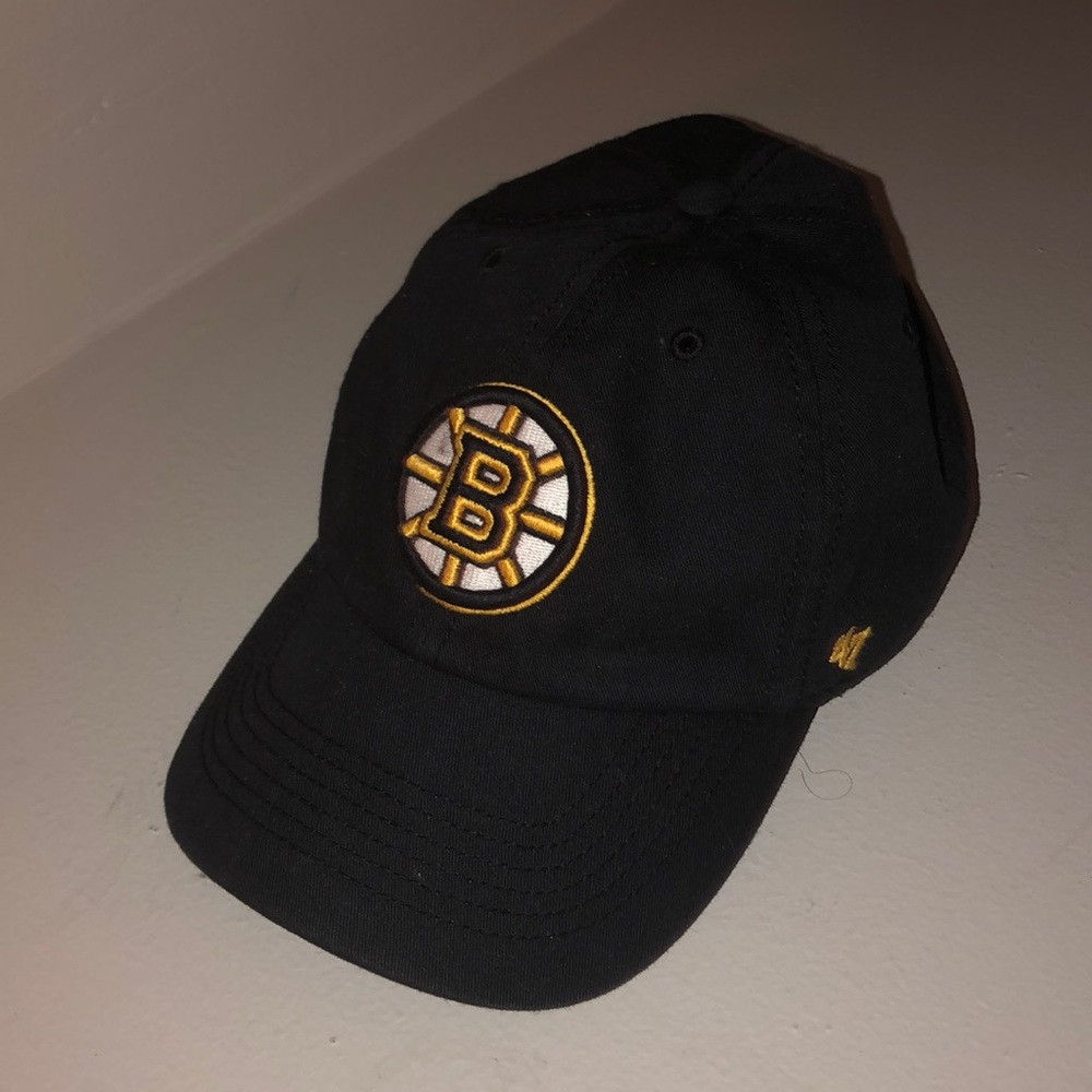 Boston Bruins hat